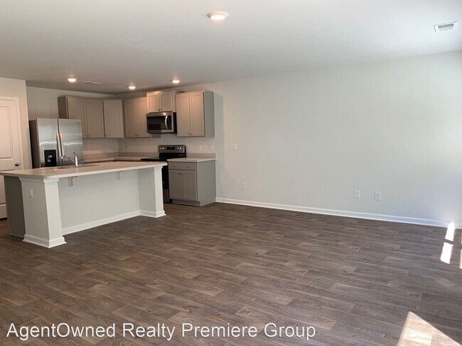 Building Photo - 3 br, 2.5 bath House - 127 Gaura Ln