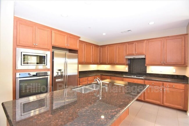 Building Photo - 44321 Marcelina Ct