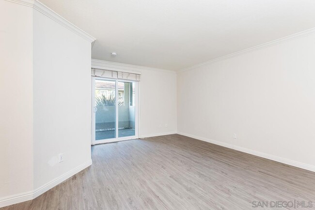 Building Photo - 7455 Charmant Dr