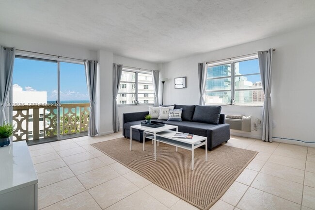 Foto del edificio - 3100 Collins Ave