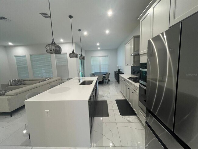 Foto del edificio - 7537 Estuary Lk Lp