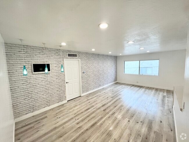 Building Photo - 377 W California Ave