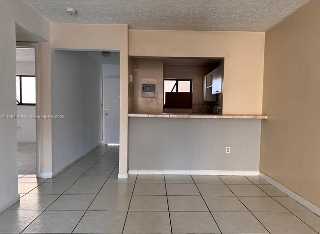 Foto del edificio - 6055 W 19th Ave