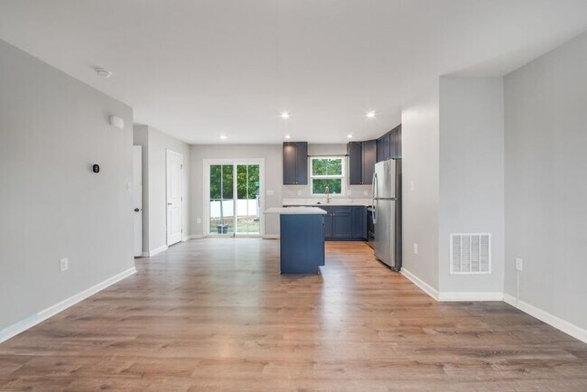 Foto del edificio - 128 Harper Ln