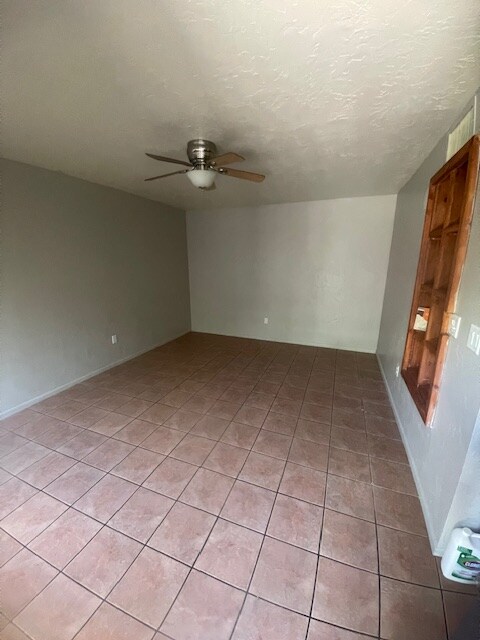 Foto del edificio - 9420 E Speedway Blvd