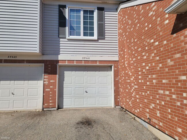 Building Photo - 2 br, 1 bath House - 37441 Stonegate Cir