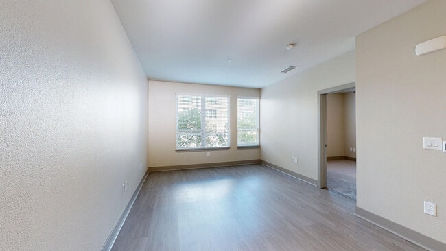 Interior Photo - 13th & Market