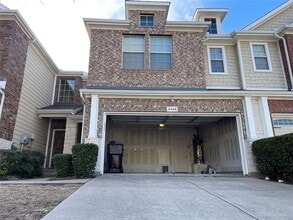 Building Photo - 8745 Bigelow Dr