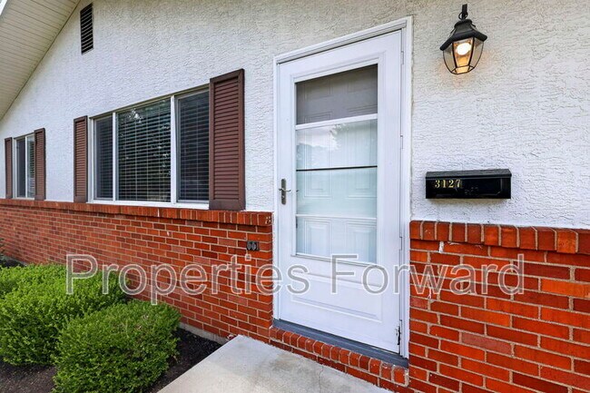 Foto del edificio - 3127 Thomas Ave
