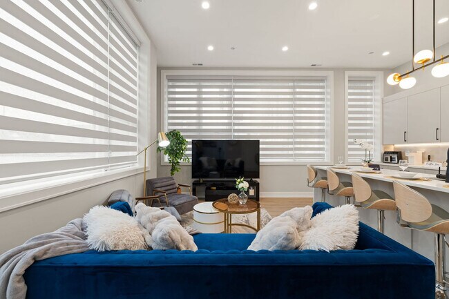 Foto del edificio - 801 S Western Ave