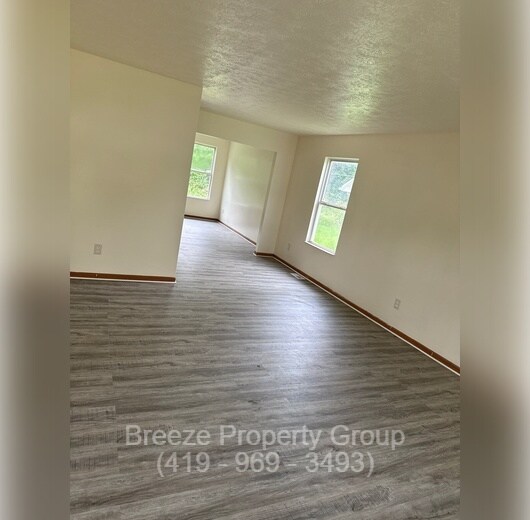 Foto del edificio - 2808 Benford Ln