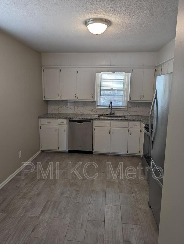 Foto del edificio - 806 NW 15 St