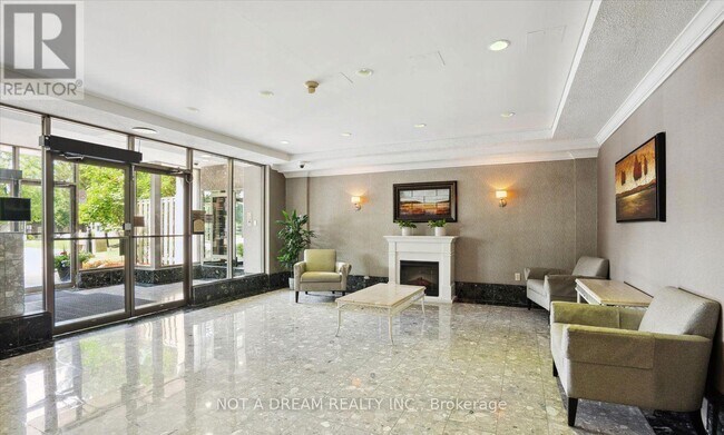 Building Photo - 3-PH23 Greystone Walk Dr