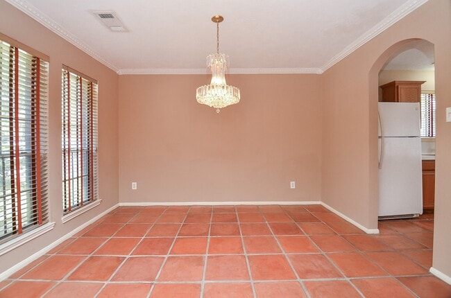 Building Photo - 17315 Kenton Crossing Ln