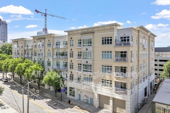 Foto del edificio - 317 W Morgan St