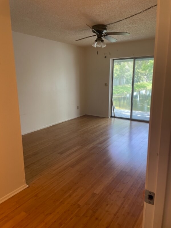 Building Photo - 3613 El Camino Ct