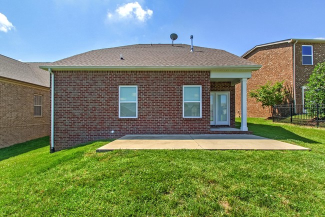 Building Photo - 2611 Westerham Way