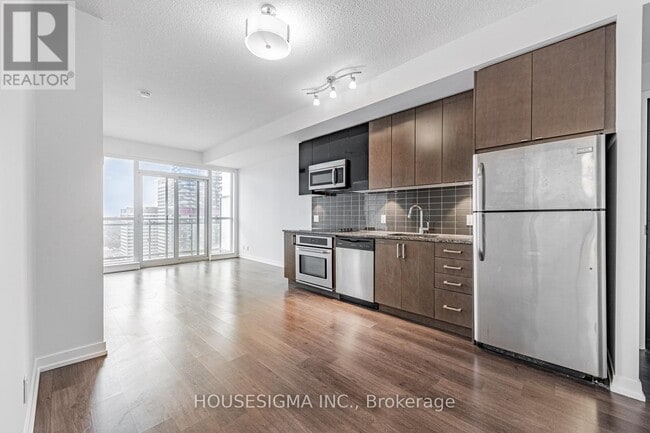 Building Photo - 2603-89-2789 Dunfield Ave