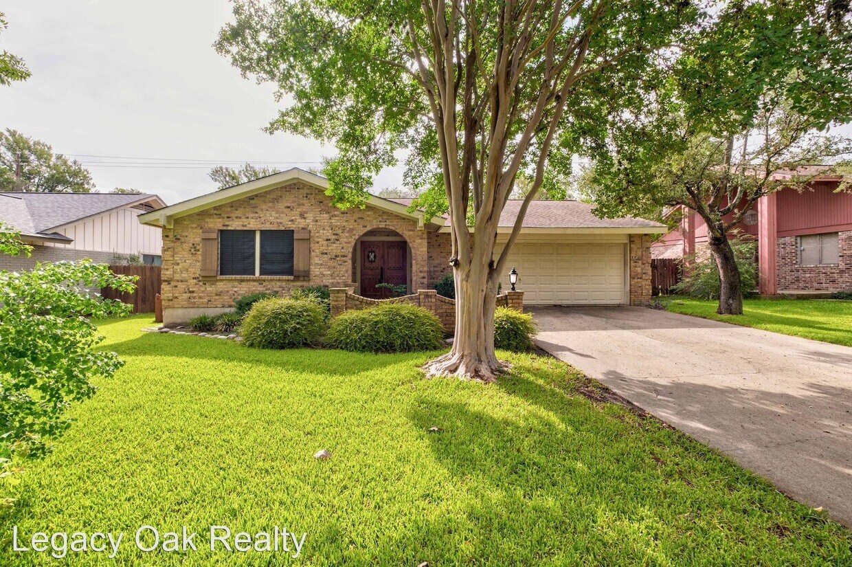 Foto principal - 3 br, 2 bath House - 4515 Cliffstone Cove