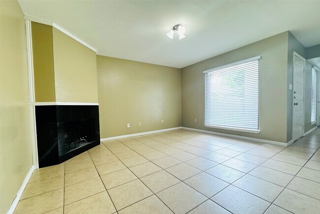 Building Photo - 11311 Harwin Drive Unit 25