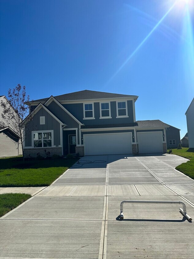 8560 Tripp Rd, Pendleton, IN 46064 House Rental in Pendleton, IN