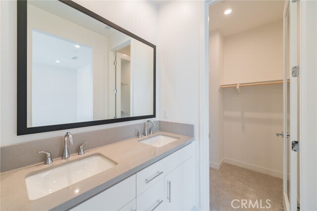 Foto del edificio - 2645 Everly Dr