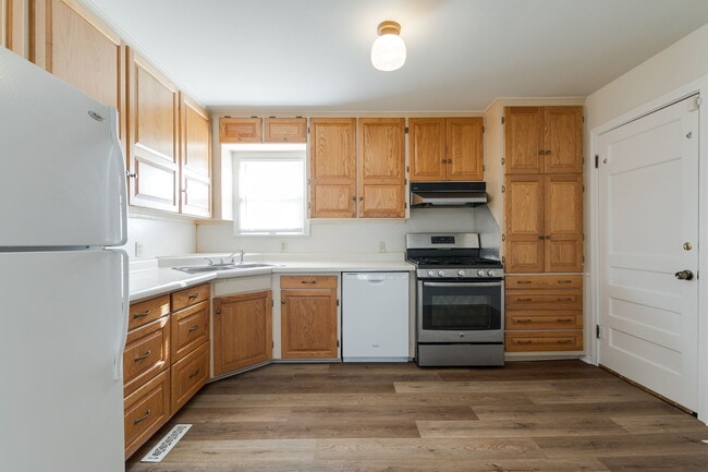 Building Photo - 1322 NW 100th St