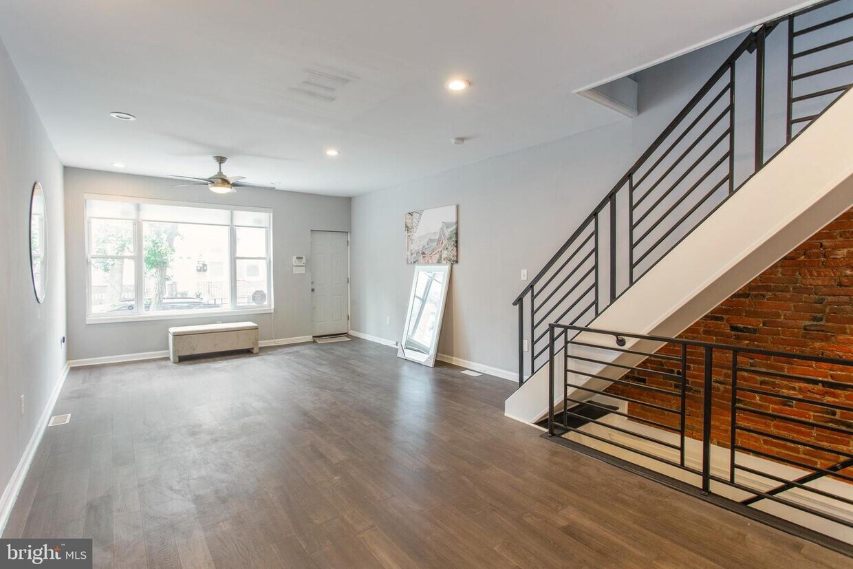 Foto principal - 2218 Reed St