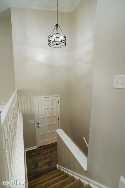Foto del edificio - 6 br, 3 bath House - 4720 i Jamerson Fores...