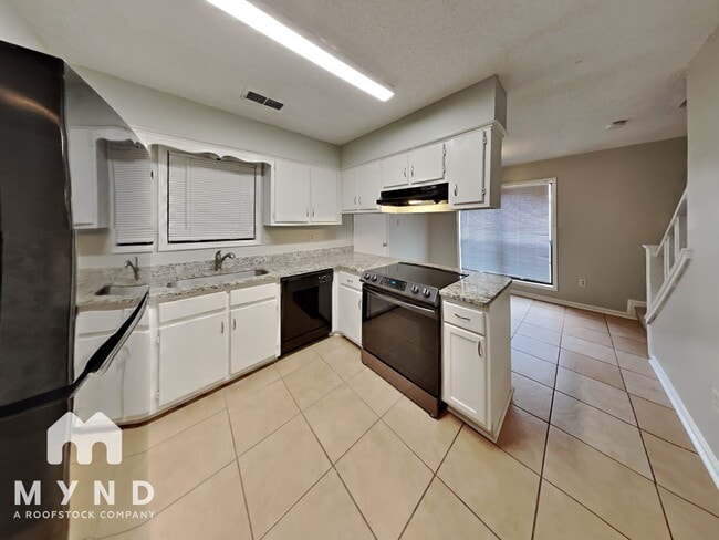 Building Photo - 7071 Atherton Cove