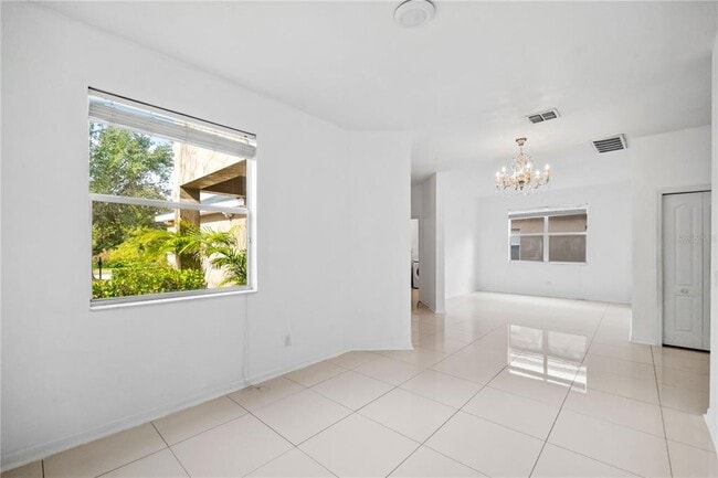 Foto del edificio - 9446 Leatherwood Ave