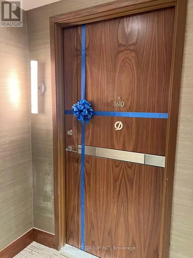 Primary Photo - 3 Concord Cityplace Wy