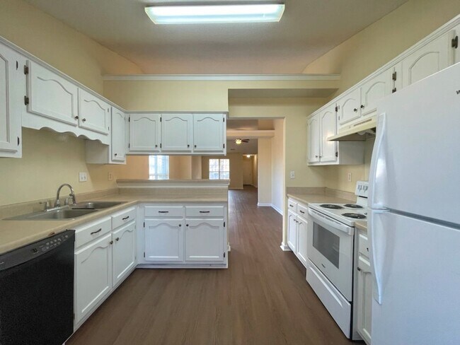 Photo - Kaitlyn Ridge House