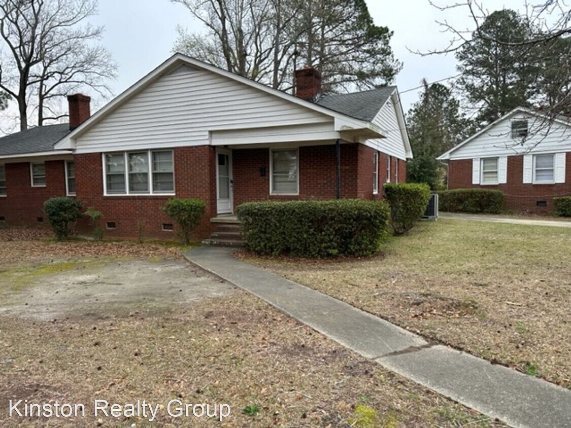 2 br, 1 bath House 2007 Queens Rd House for Rent in Kinston, NC