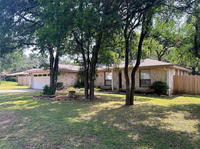 Building Photo - 1012 Mockingbird Dr