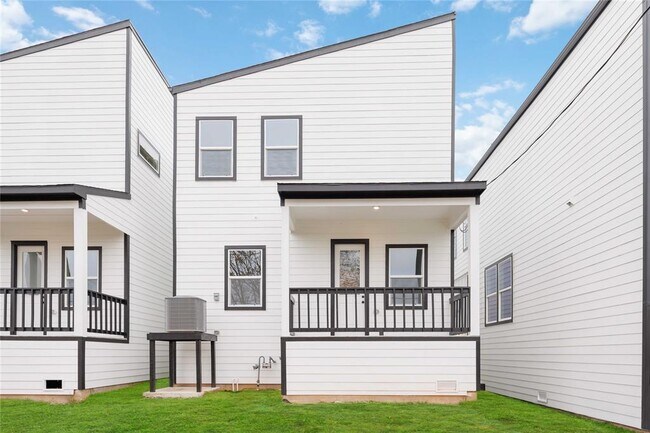 Foto del edificio - 5320 Rue St