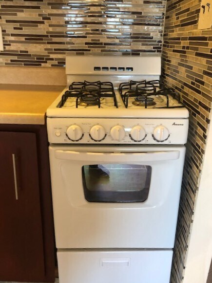 new Amana stove - 93-24 243rd St