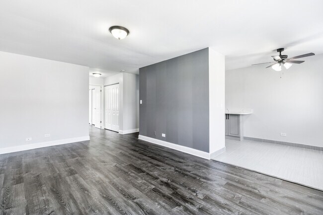 Foto del edificio - 5534 N Kenmore Ave