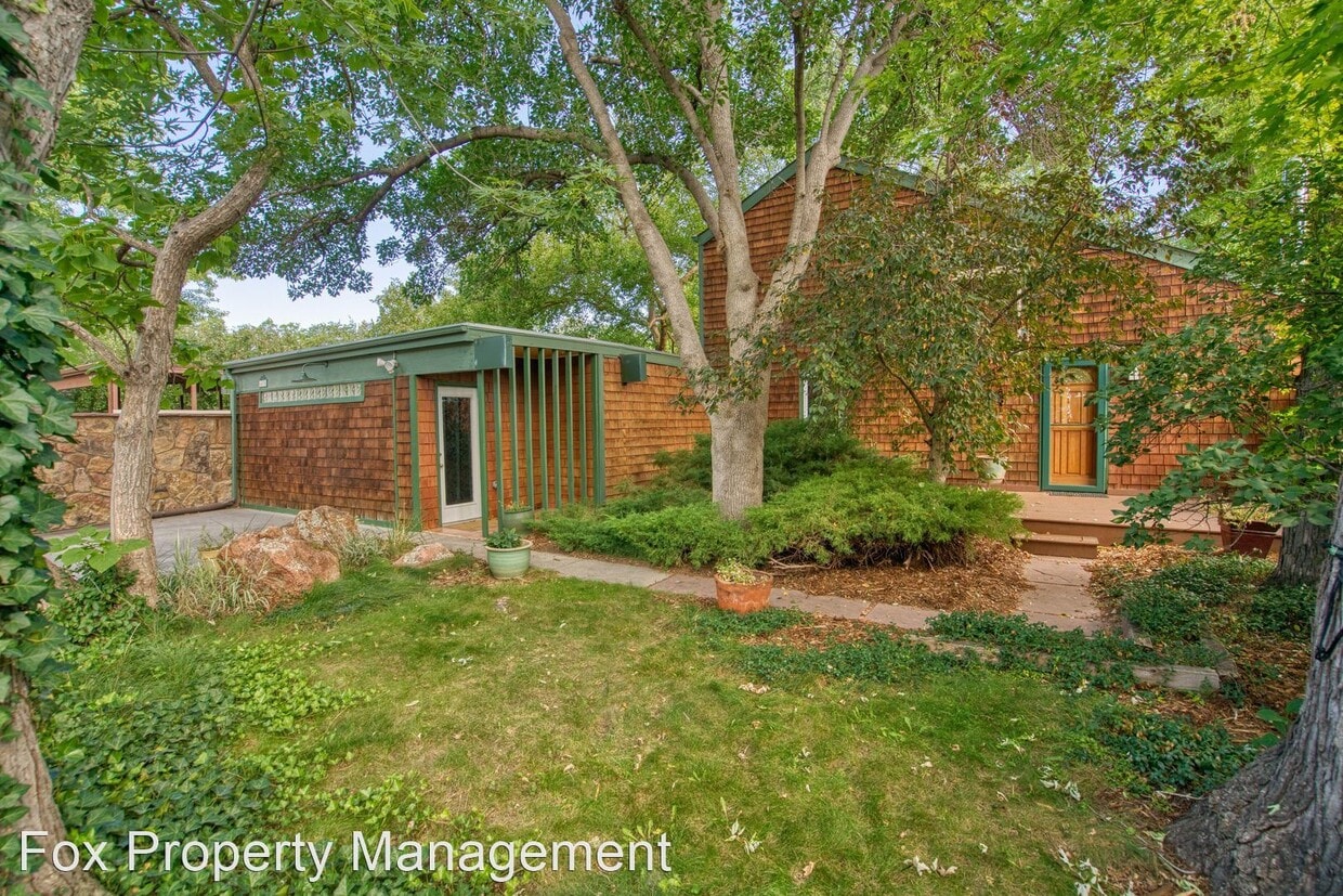 Primary Photo - 4 br, 1.5 bath House - 4438 Driftwood Place