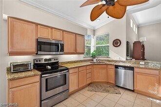 Building Photo - 1789 Winding Oaks Way
