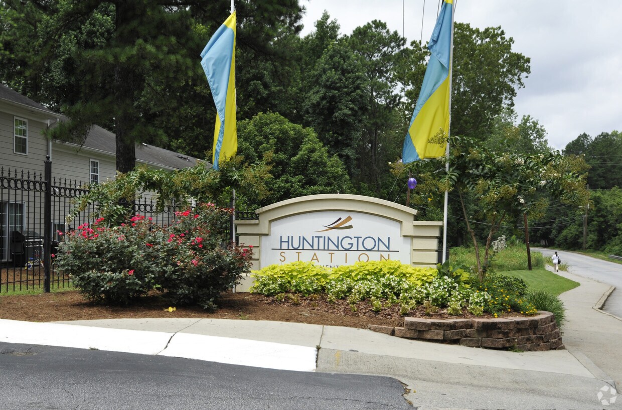 Huntington Station Apartments Atlanta Ga Entrance Huntington Station