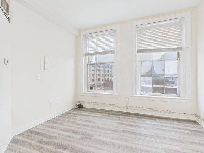 Interior Photo - Flats at 14th