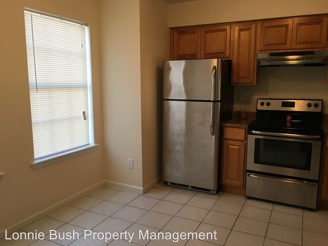 Foto del edificio - 3 br, 1.5 bath House - 3093 Glastonbury Dr