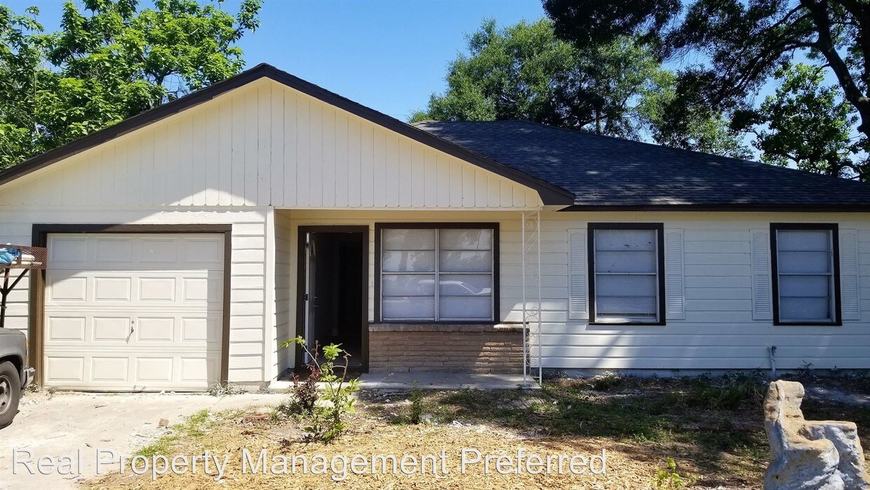 Foto principal - 6319 Winfield Rd