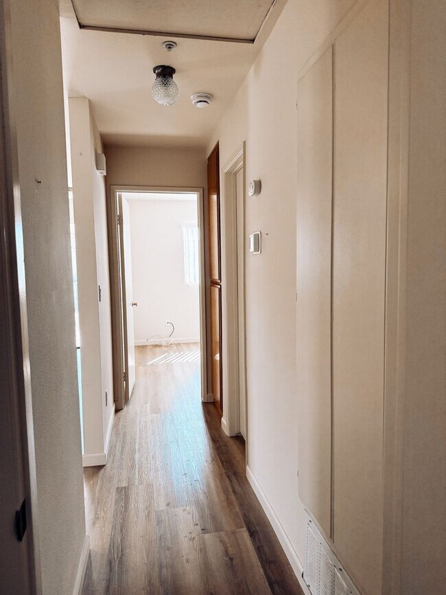 Foto del edificio - 6152 Orange Ave