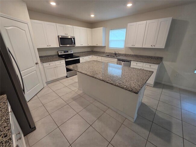 Building Photo - 561 Talisi Lp