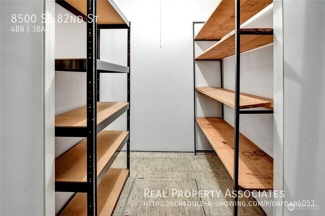 Foto del edificio - 8500 SE 82nd St