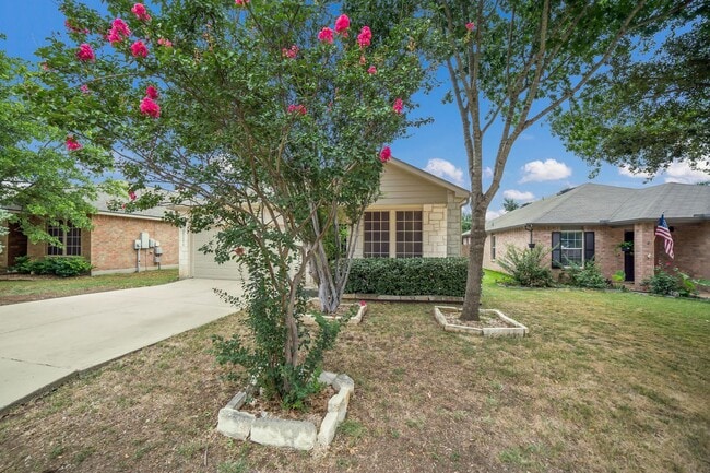 Building Photo - 27110 Saddlefoot Way