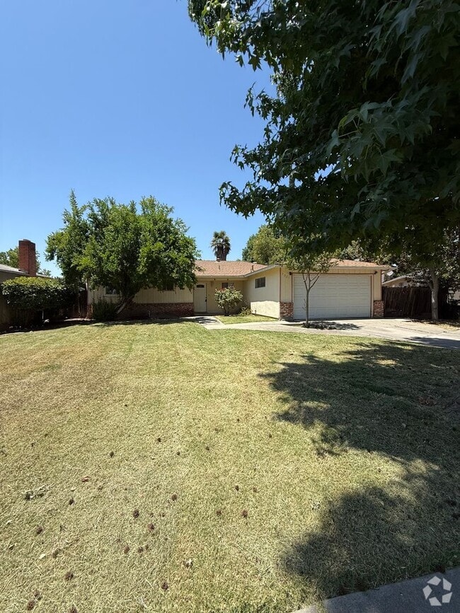 Building Photo - 3321 Pierre Ct