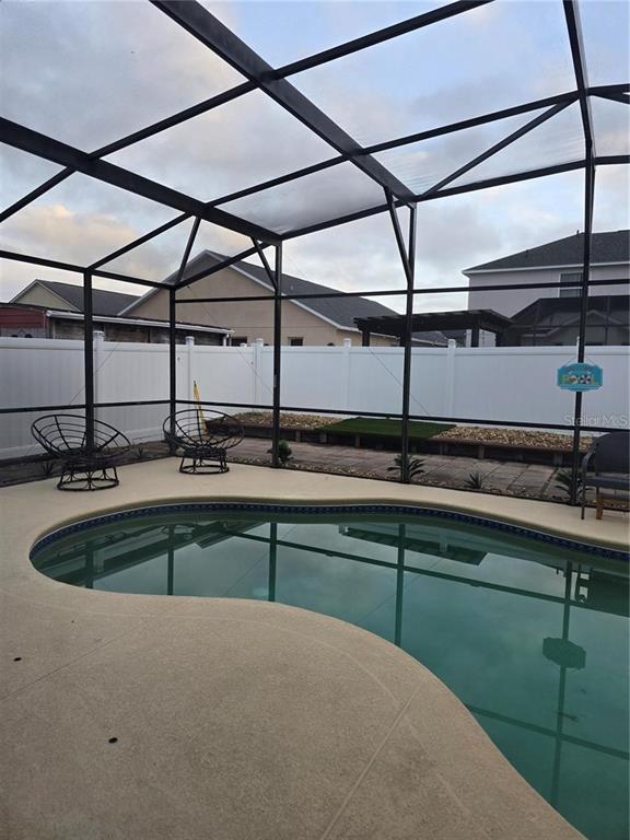 Foto del edificio - 330 Graystone Blvd